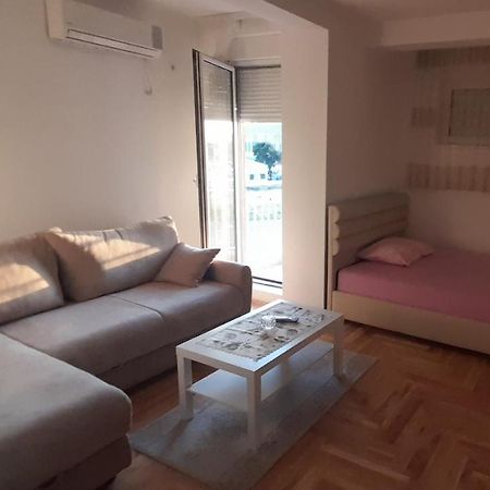 Apartment Luka Podgorica Exterior photo